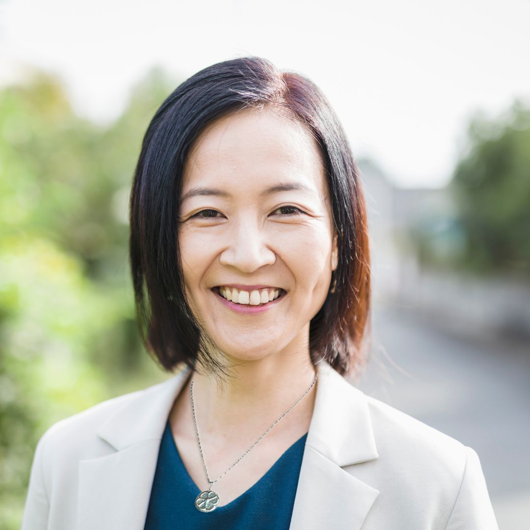 Unique handcrafted Forget-Me-Not necklace with a nature-inspired design