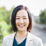 Unique handcrafted Forget-Me-Not necklace with a nature-inspired design